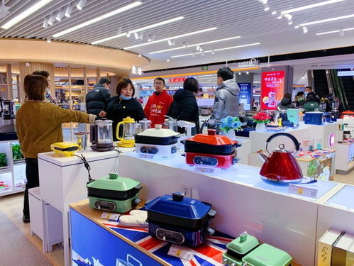 年货节遇上新开业 苏宁浦东第一店全城送福利 日用品销售火爆